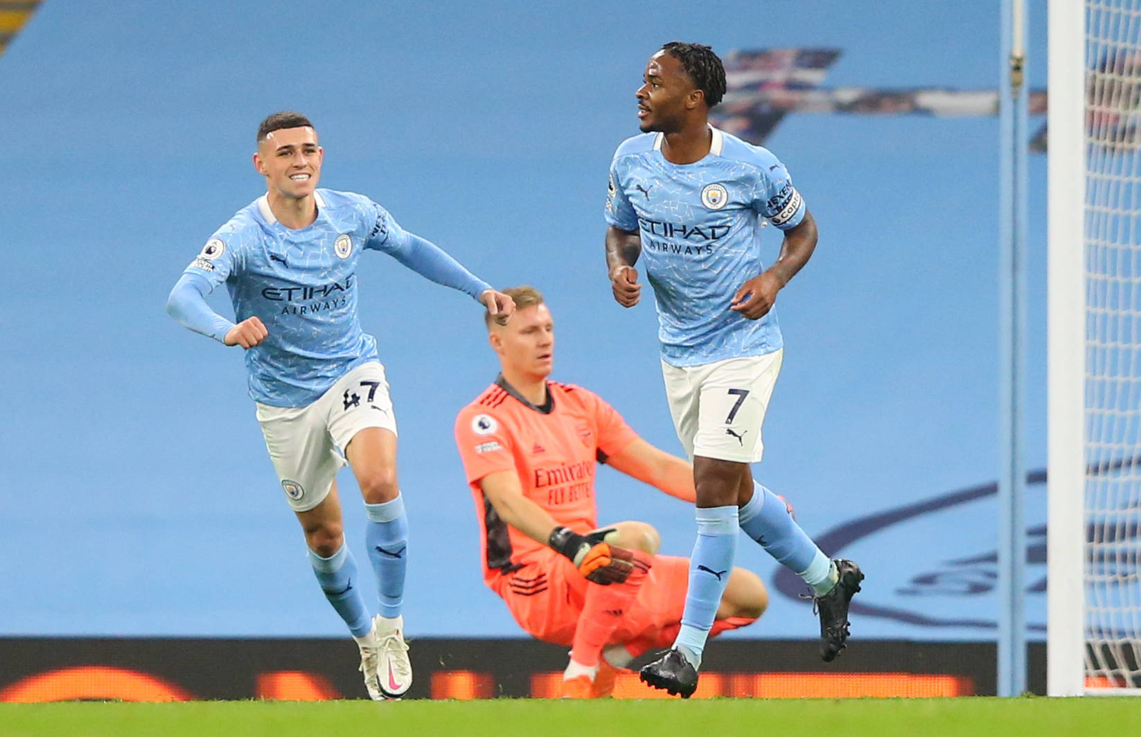 且强有力竞 且强有力竞